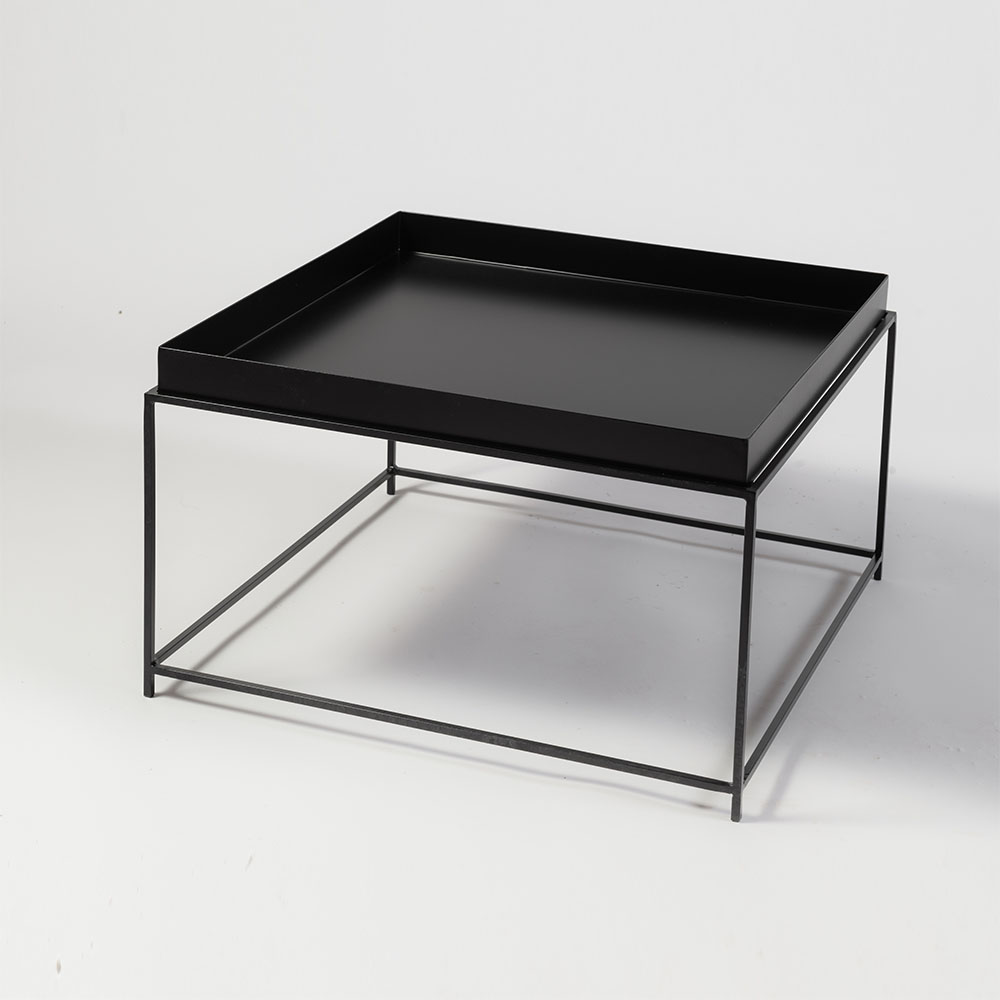 שולחן סלון מרובע בצבע שחור