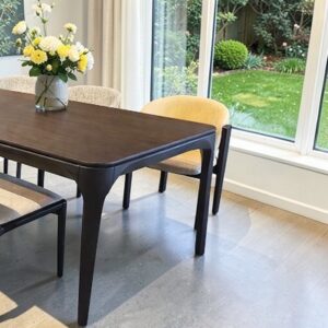 שולחן ביירון